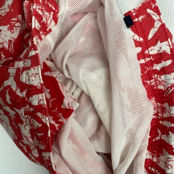 Vineyard Vines Men's size Large Red Bathing Suit Shorts Liner Bonefish Pockets - Picture 11 of 16